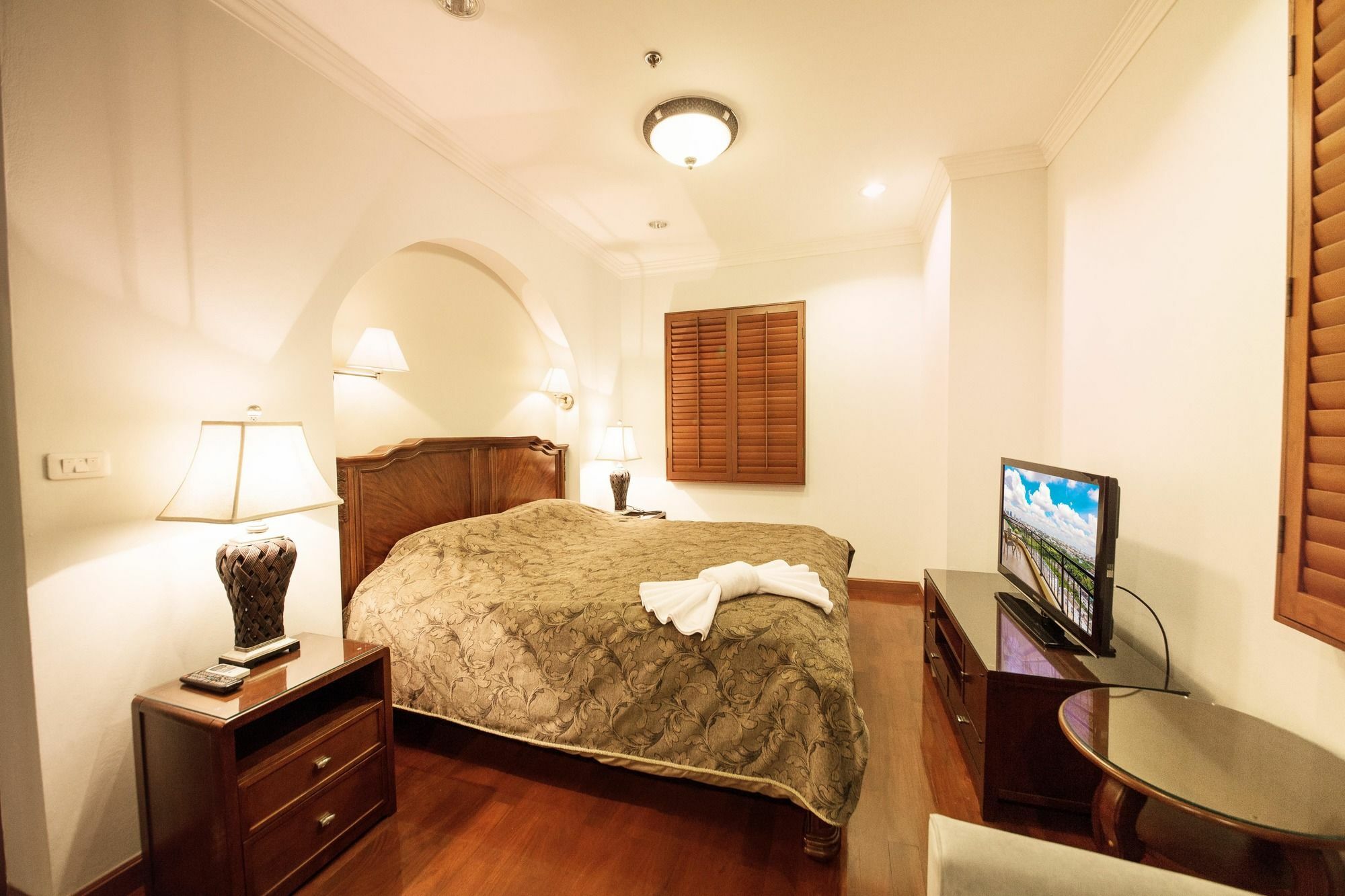Marriott Executive Apartments Bangkok, Sukhumvit 101 Exterior photo